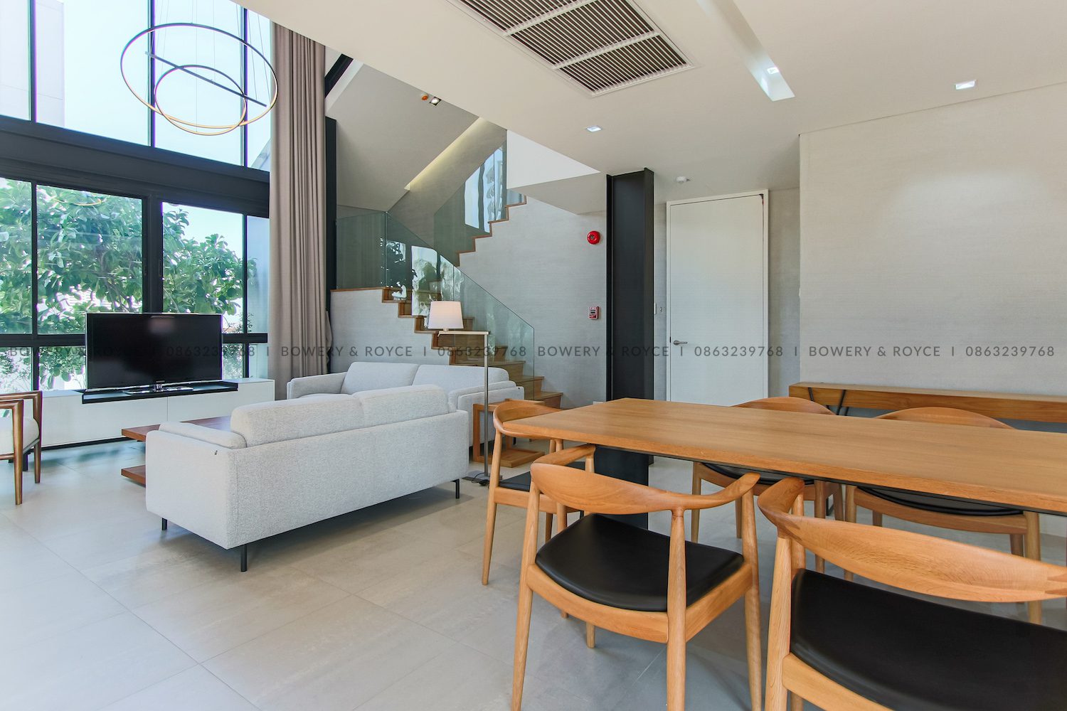 Modern Office Building With Penthouse and a Private Pool for Sale in Ekkamai