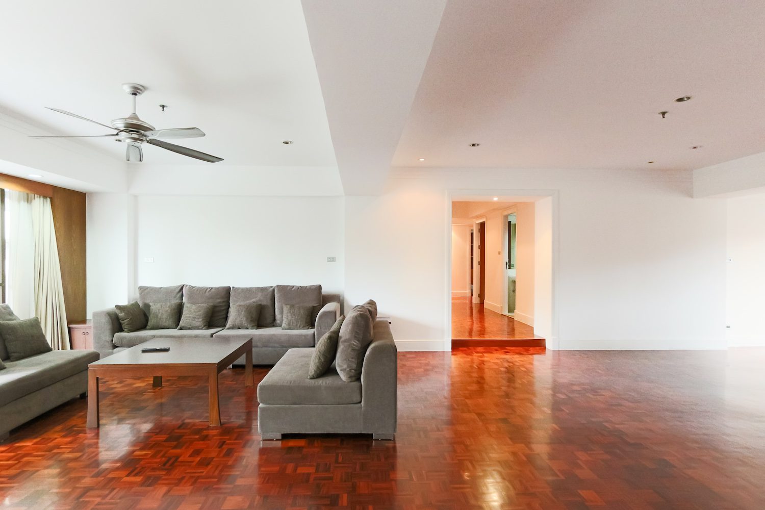 Large Three Bedroom Apartment for Rent in Phrom Phong-3-living-area