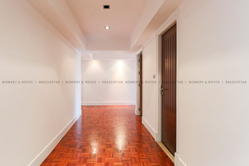 Large Three Bedroom Apartment for Rent in Phrom Phong