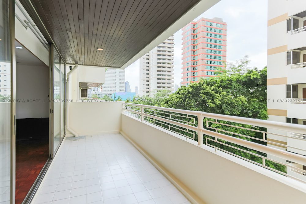 Large Three Bedroom Apartment for Rent in Phrom Phong
