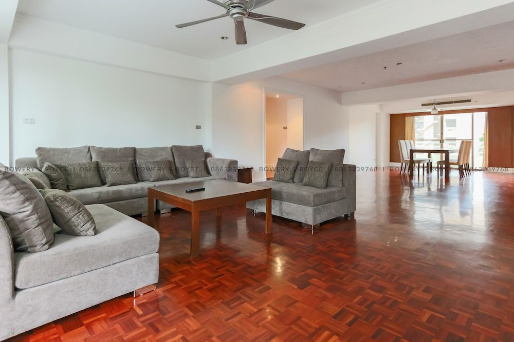 Large Three Bedroom Apartment for Rent in Phrom Phong