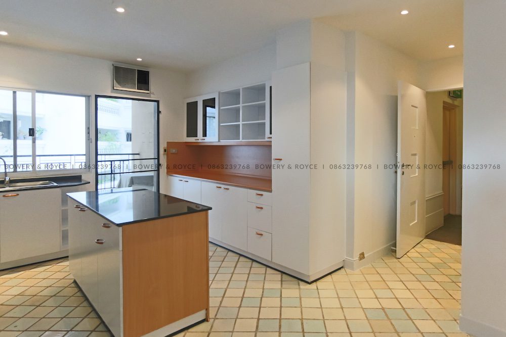 Large Three Bedroom Plus Maid Apartment for Rent in Phrom Phong
