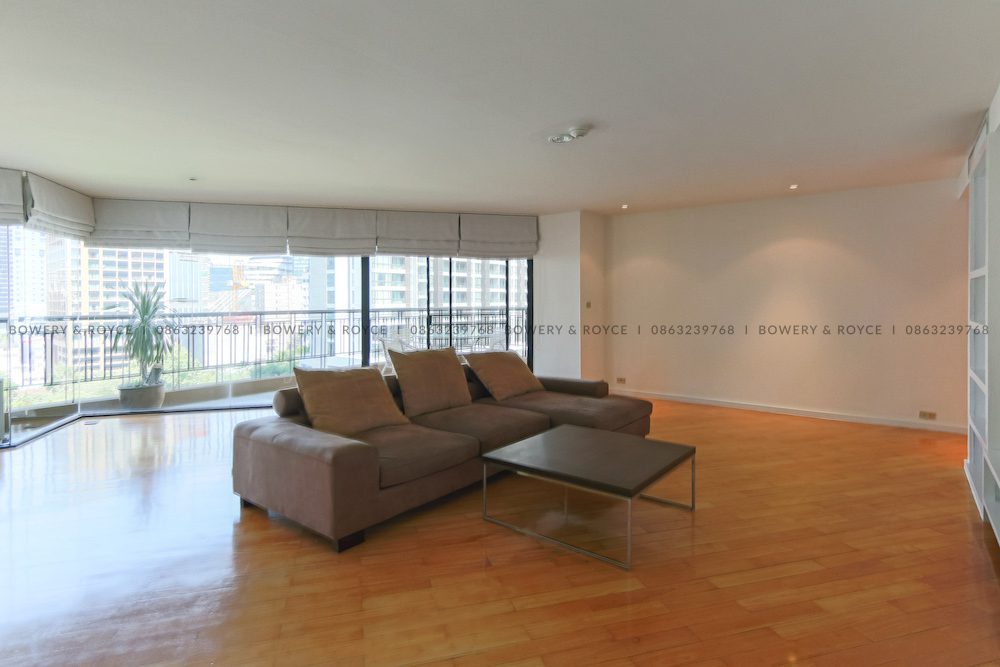 Large Three Bedroom Plus Maid Apartment for Rent in Phrom Phong