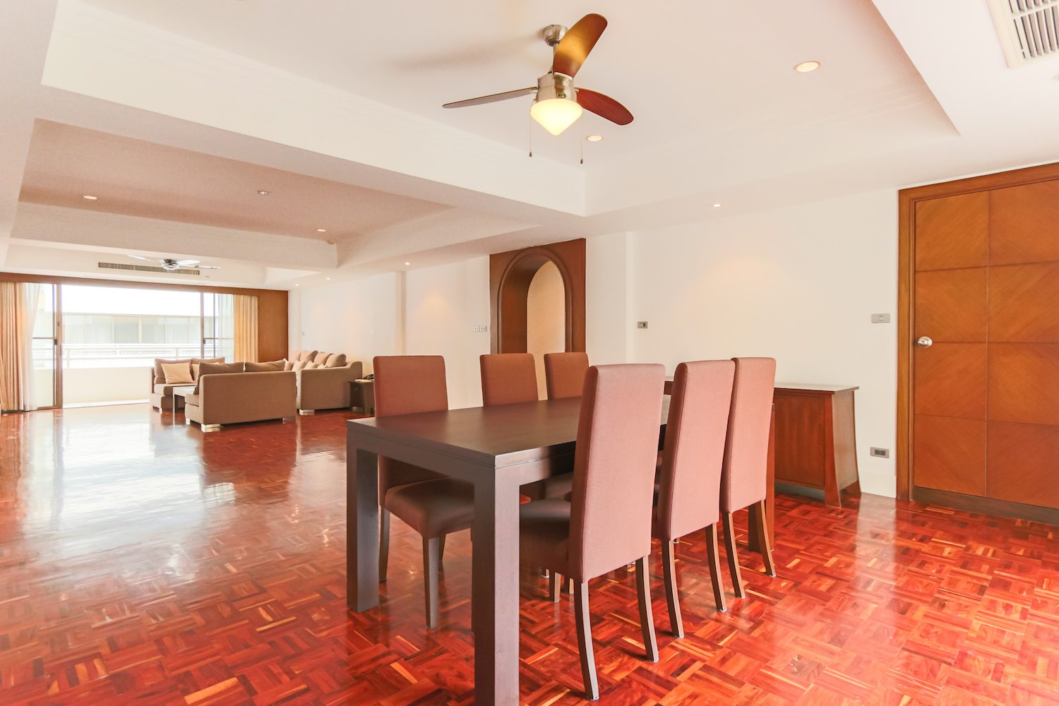 Spacious Four Bedroom Apartment for Rent in Phrom Phong-6