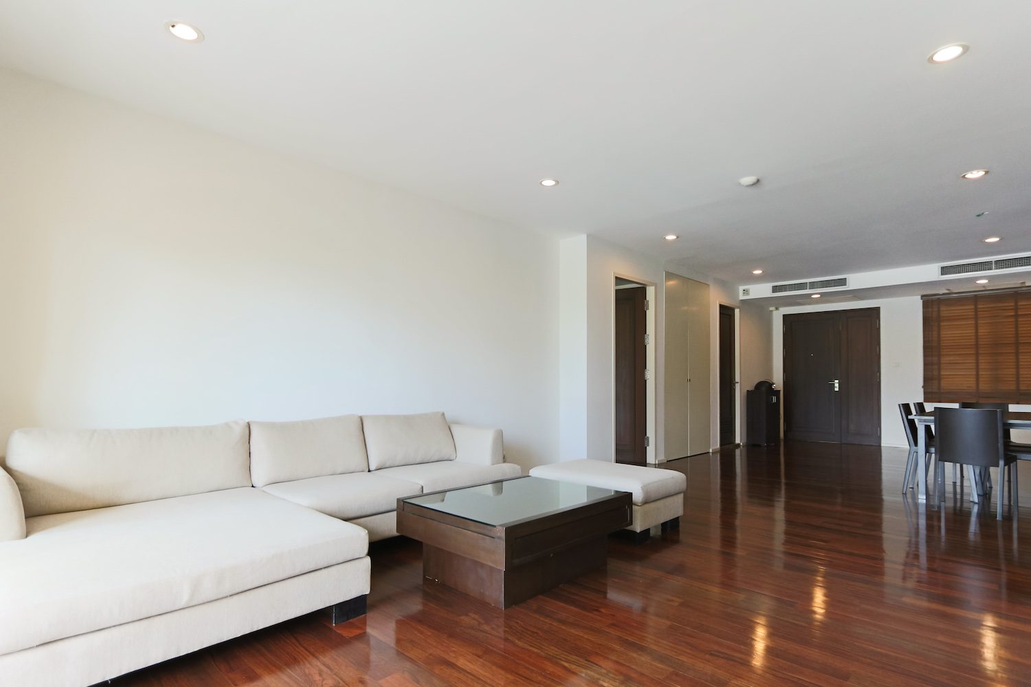 spotless-two-bedroom-condo-for-rent-in-thonglor-1