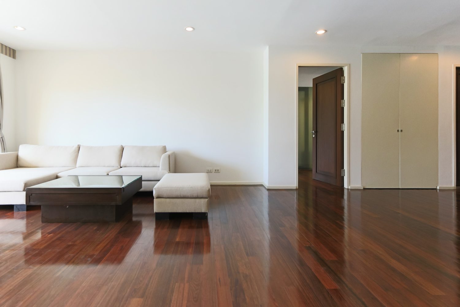 spotless-two-bedroom-condo-for-rent-in-thonglor-1