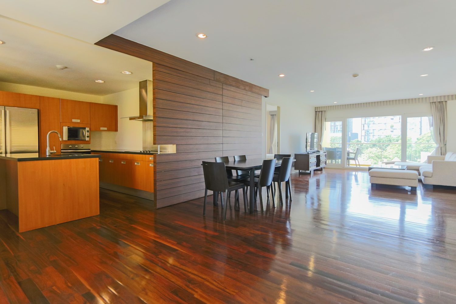 spotless-two-bedroom-condo-for-rent-in-thonglor-1