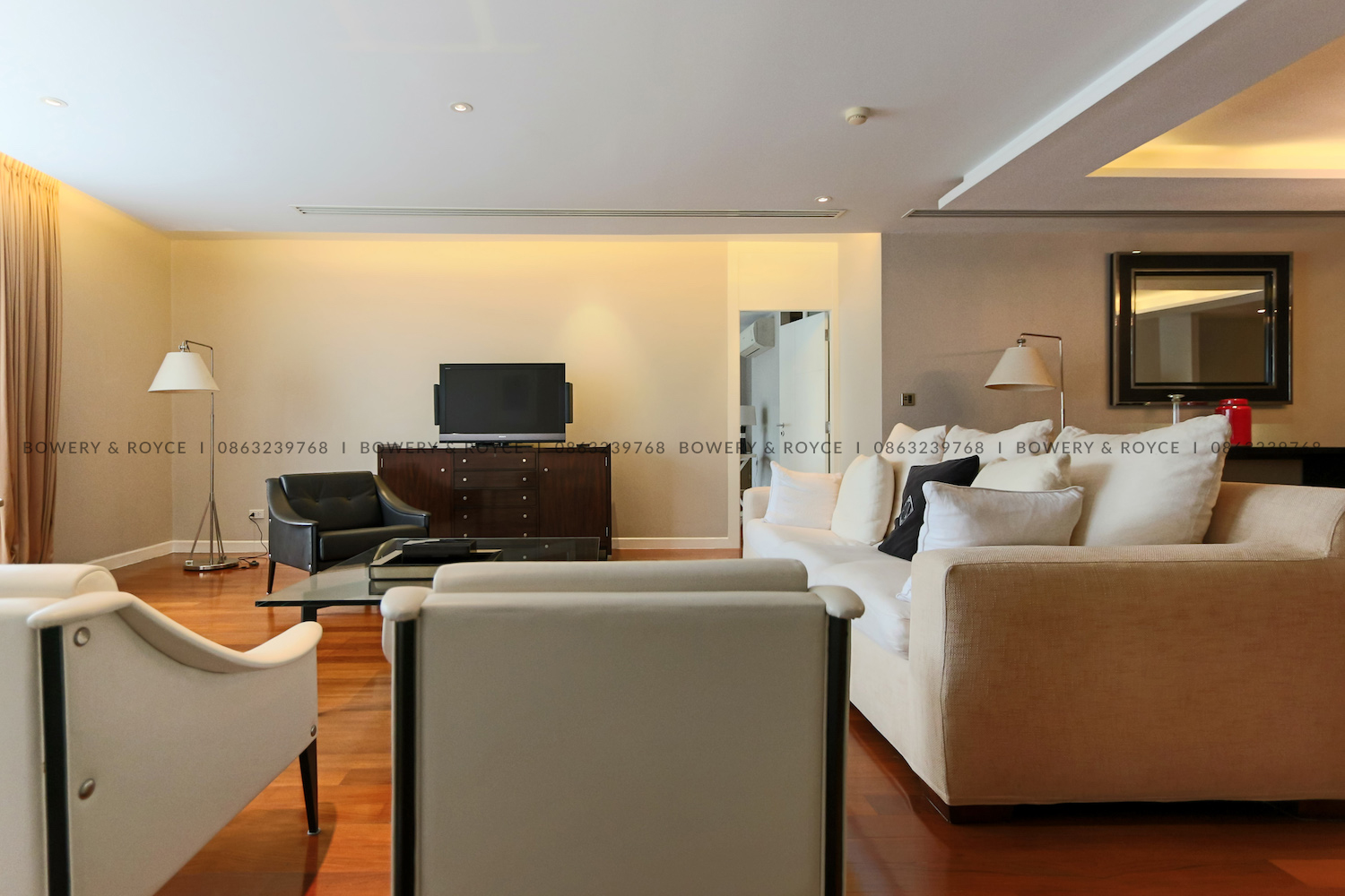 Luxurious Three Bedroom Plus Office Condo for Rent in Thong Lor