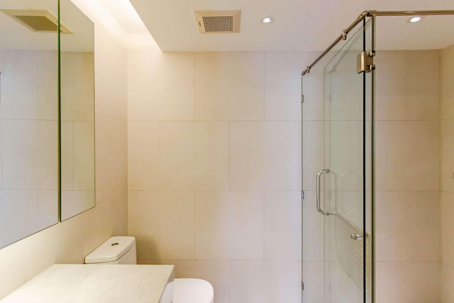 Premium Three Bedroom Condo for Rent in Thong Lor