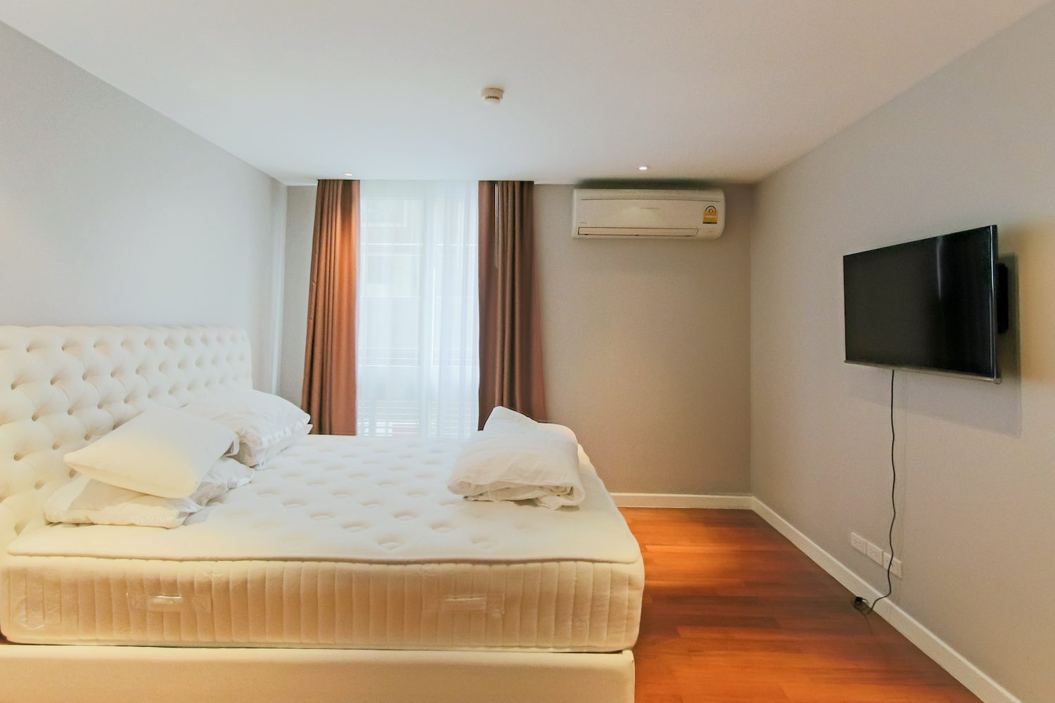 Premium Three Bedroom Condo for Rent in Thong Lor