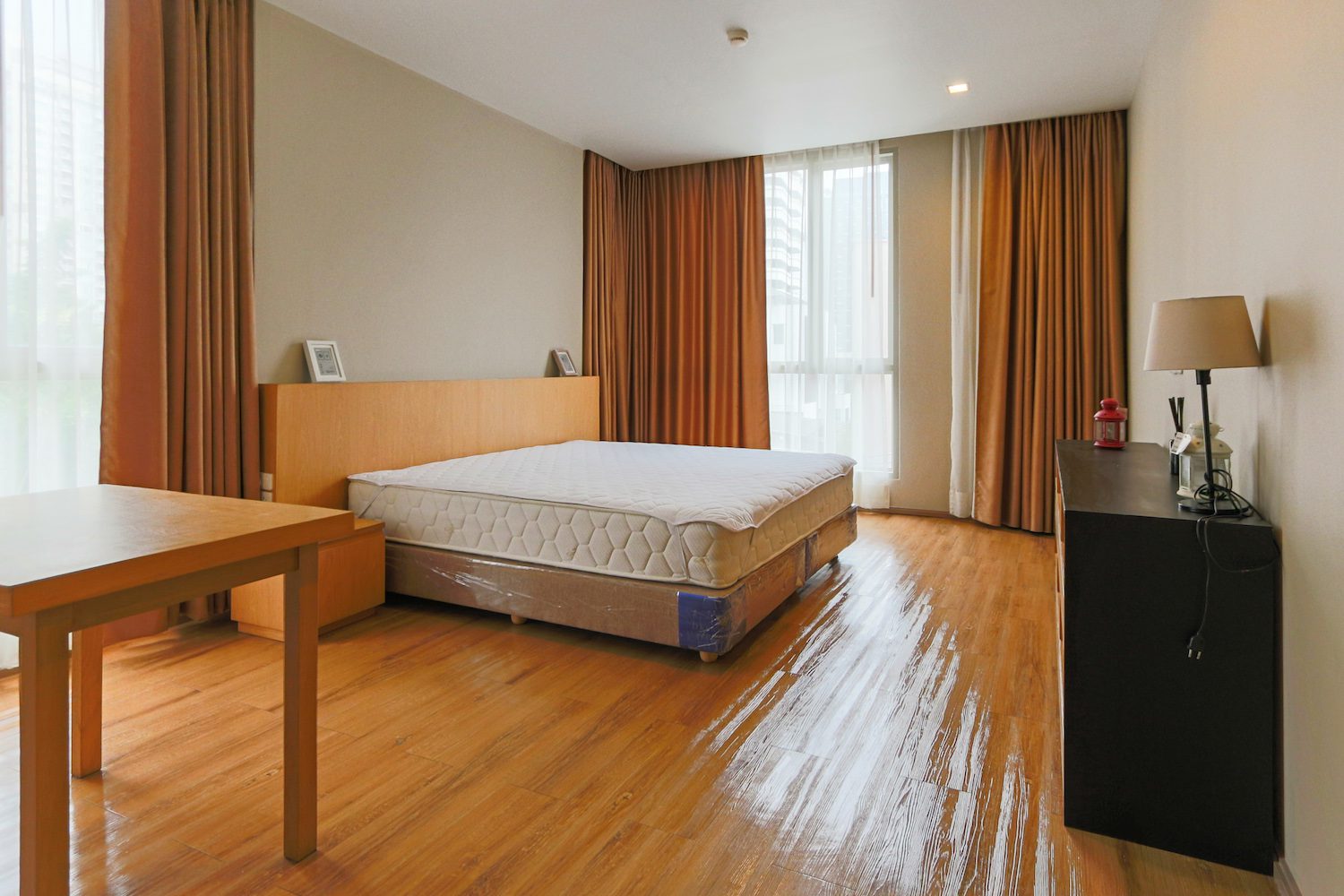 Residential Two Bedroom Apartment for Rent in Asoke