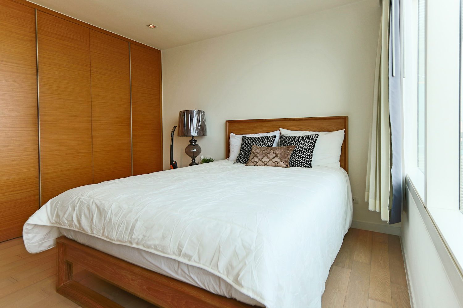 Cozy two bedroom condo for rent in Thong lor