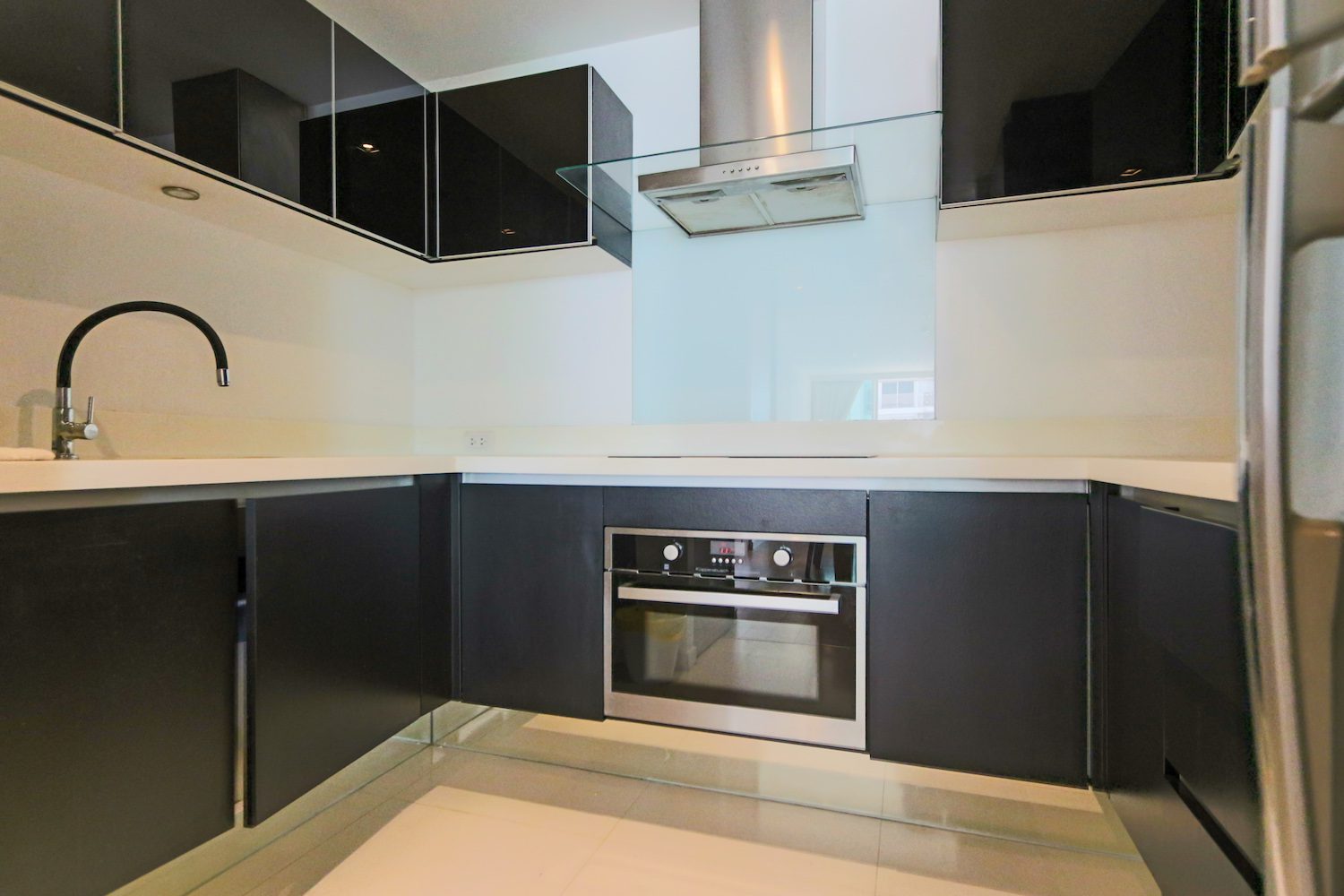 Cozy two bedroom condo for rent in Thong lor