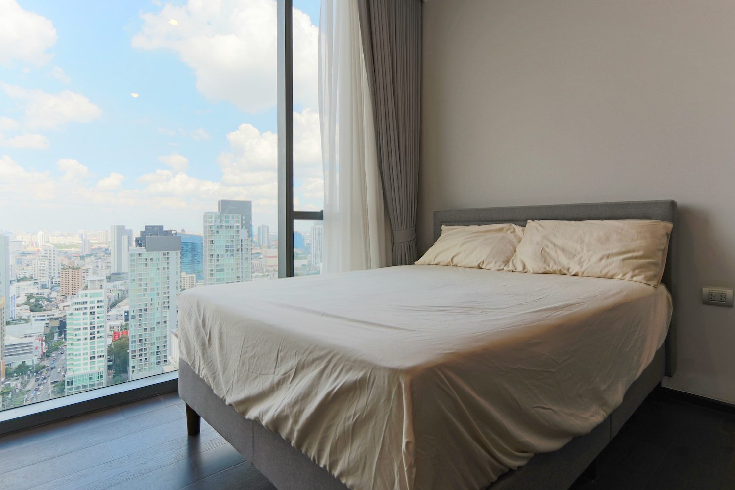 Immaculate Two Bedroom Condo for Rent in Thong Lor