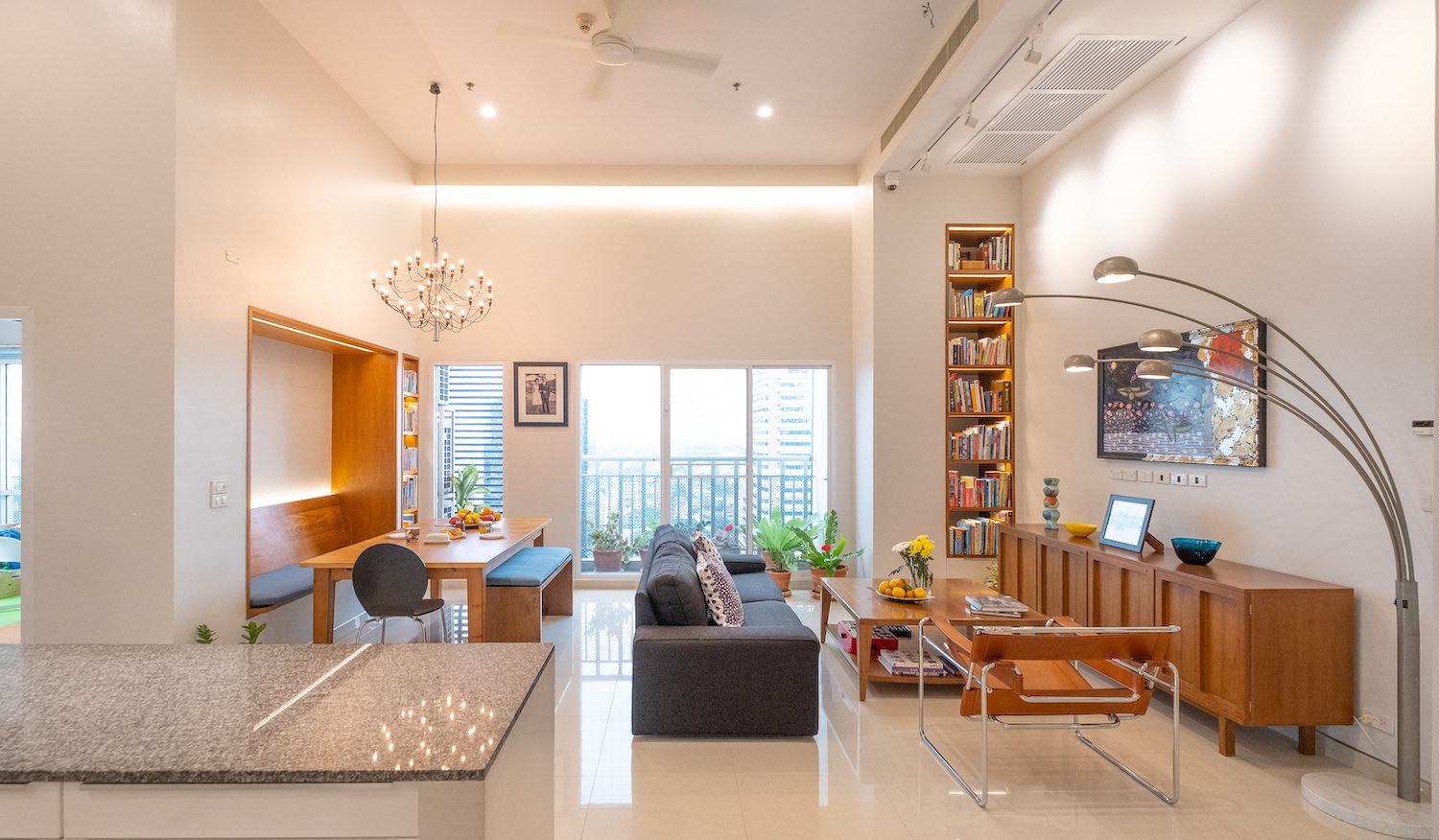 Beautiful Decorated Three Bedroom Condo for Sale in Thong Lor