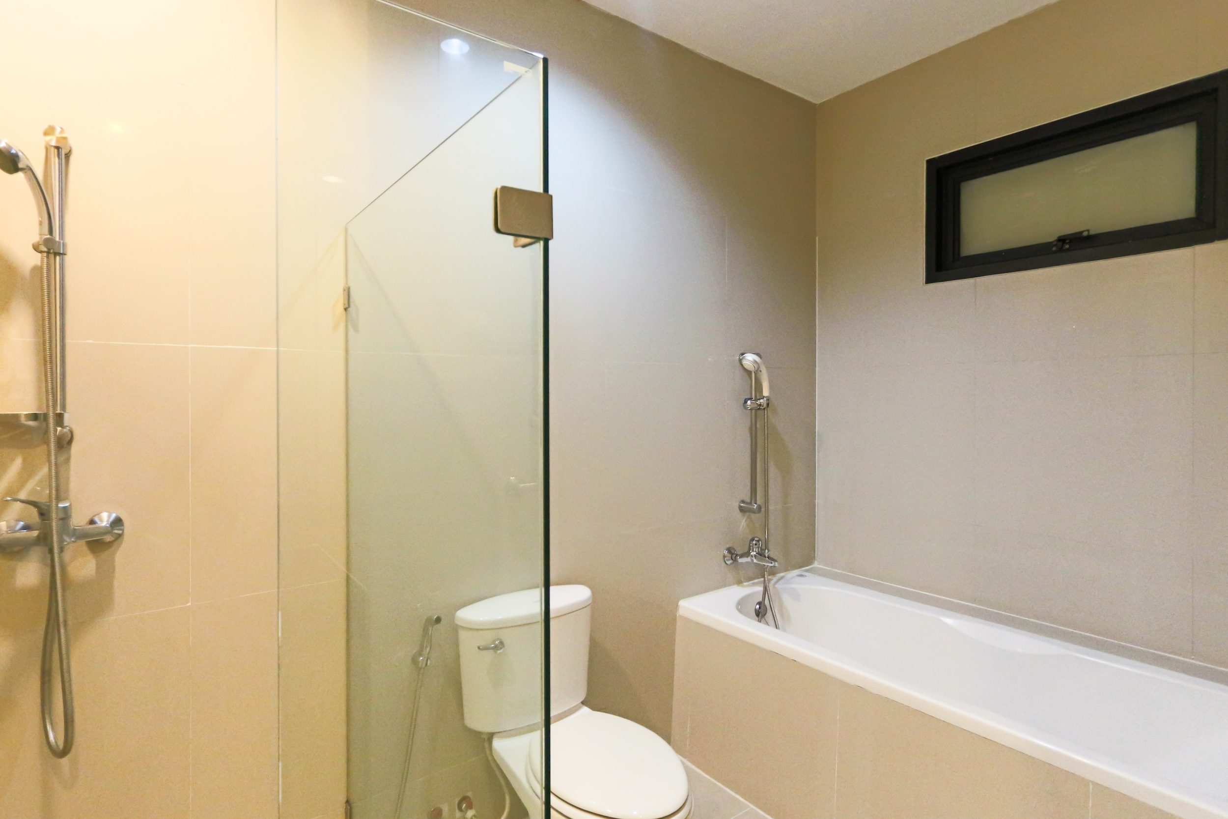 Garden views Three Bedroom House for Rent in Thong Lor-1