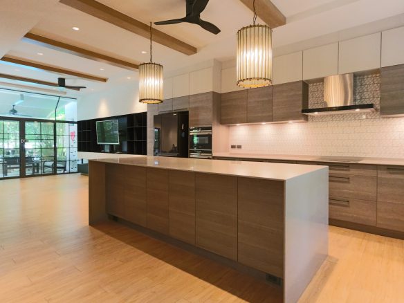 Modern Four bedroom townhouse for rent in Thonglor