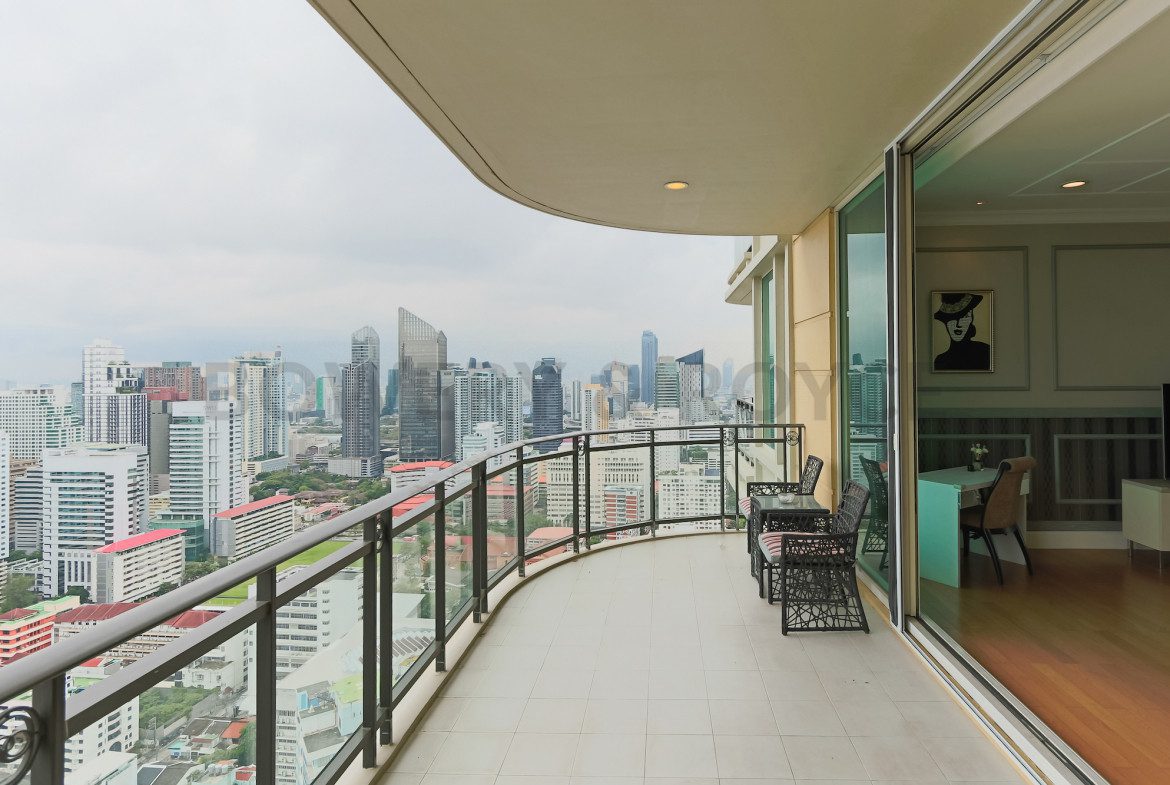 Large Four Bedroom Condo for Rent and for Sale in Phrom Phong