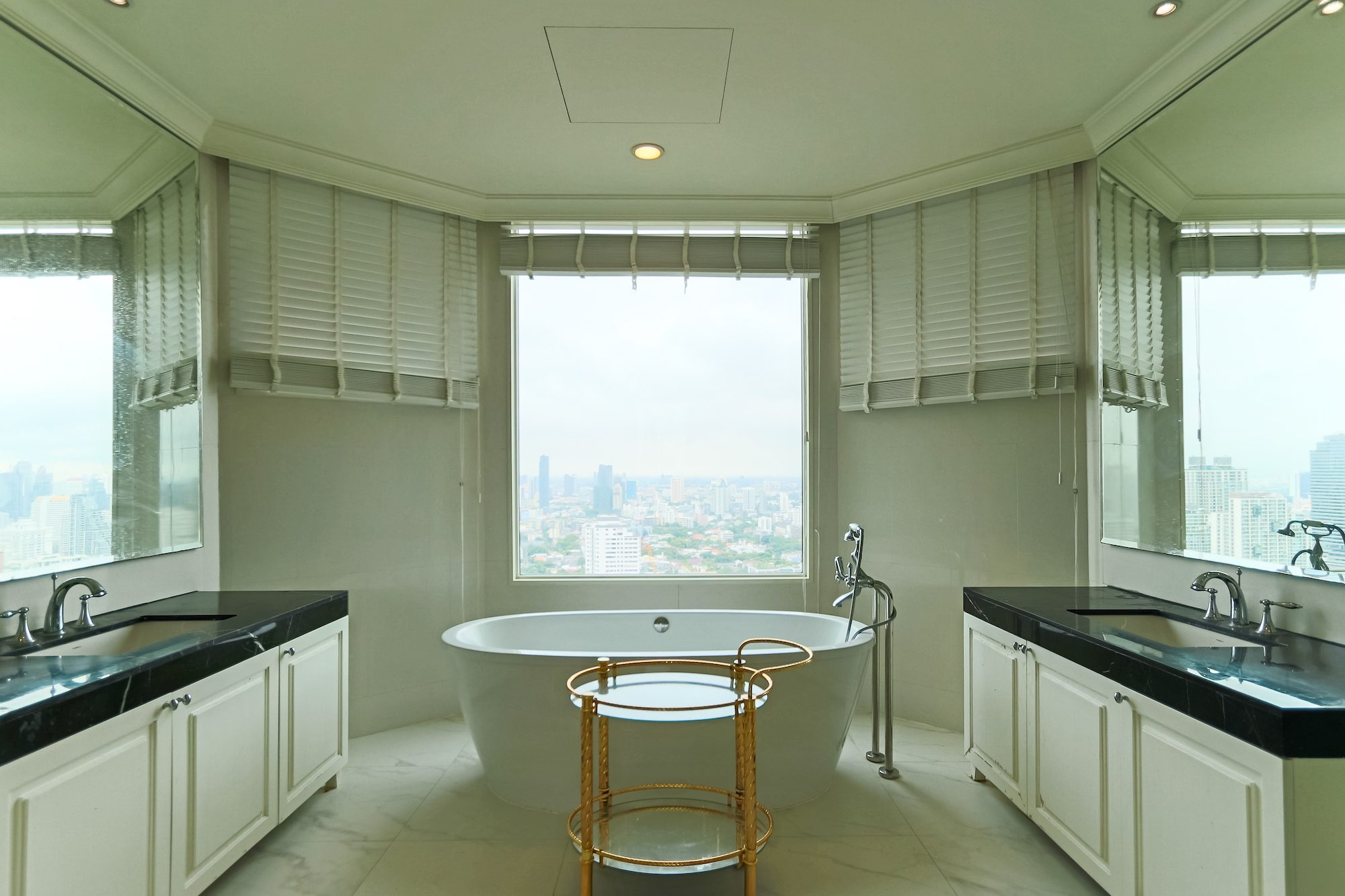 large-four-bedroom-condo-for-rent-and-for-sale-in-phrom-phong-16 Large Four Bedroom Condo for Rent and for Sale in Phrom Phong