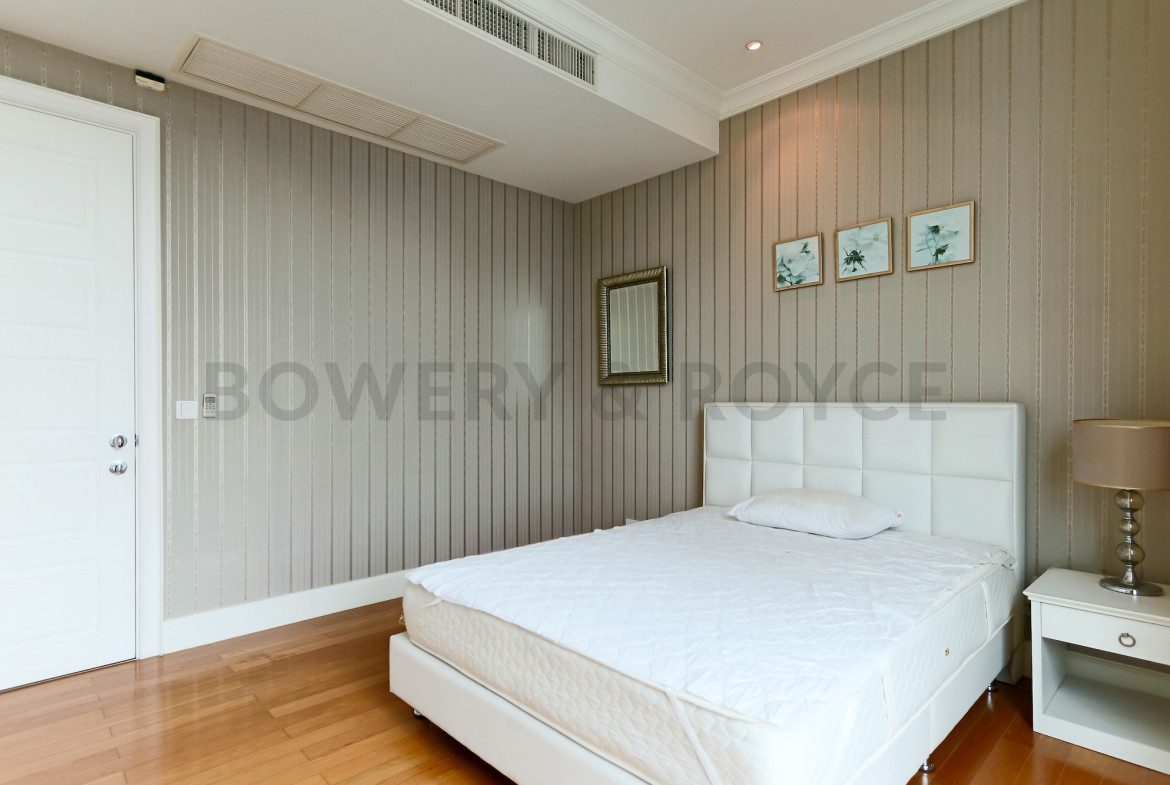 Large Four Bedroom Condo for Rent and for Sale in Phrom Phong