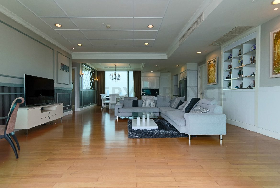 Large Four Bedroom Condo for Rent and for Sale in Phrom Phong