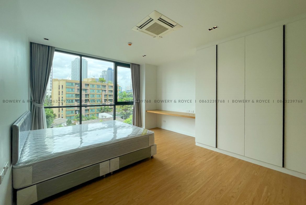 Immaculate Three Bedroom Condo for Rent in Thong Lor-bowery-and-royce