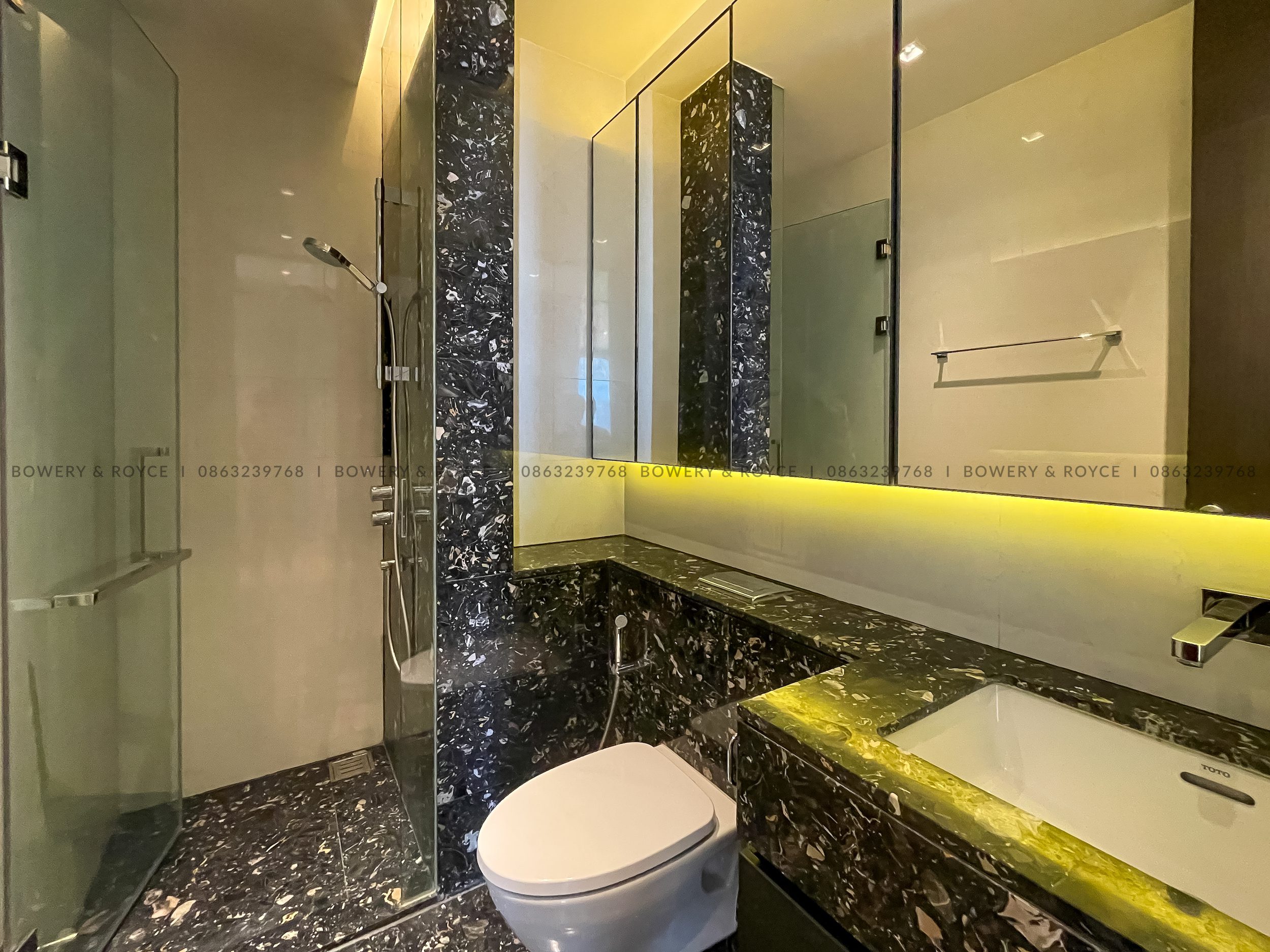 Spectacular view two bedroom condo for rent in Phrom Phong