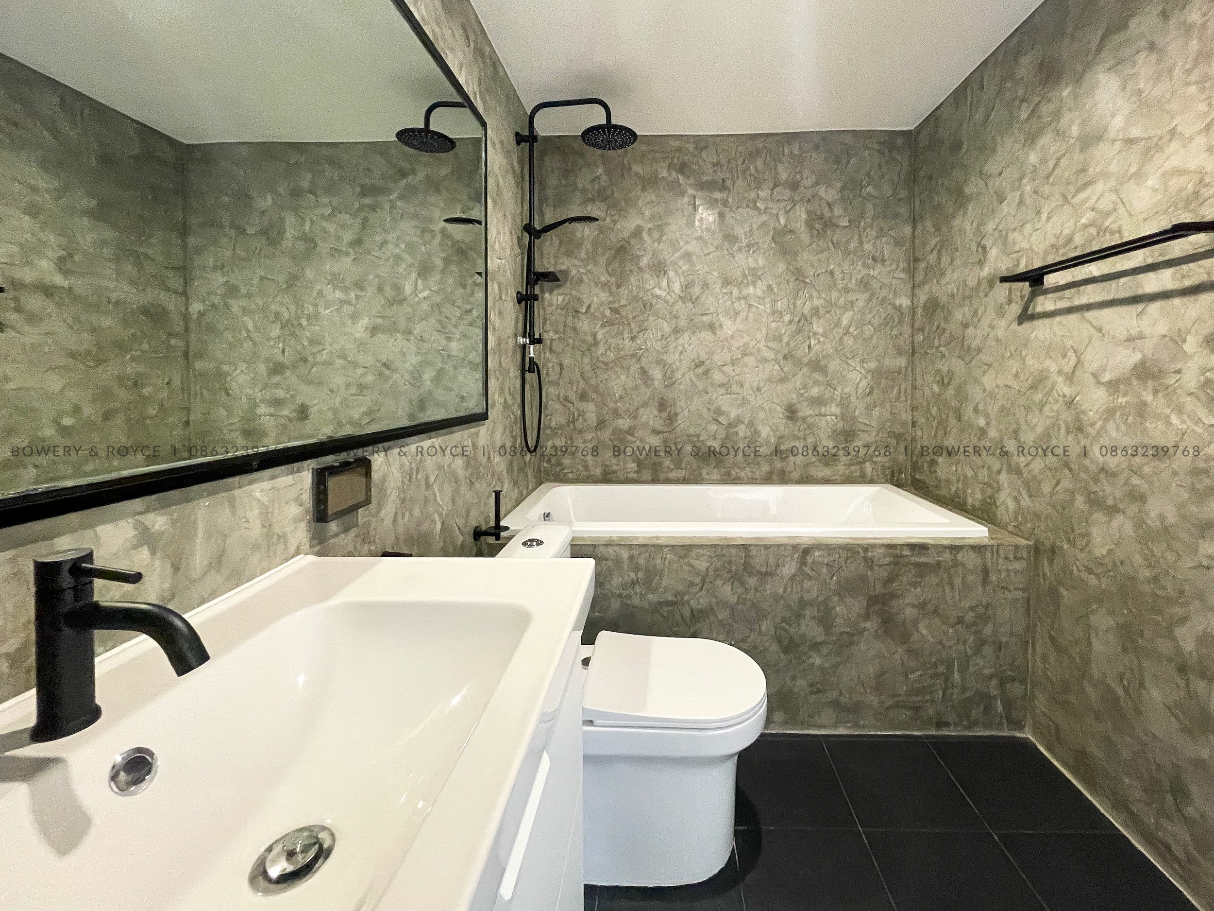 Renovated three bedroom condo for sale in Phrom phong