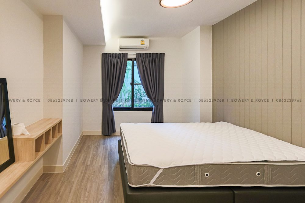 Spacious Three Bedroom Duplex with Private Garden for Rent in Phrom Phong