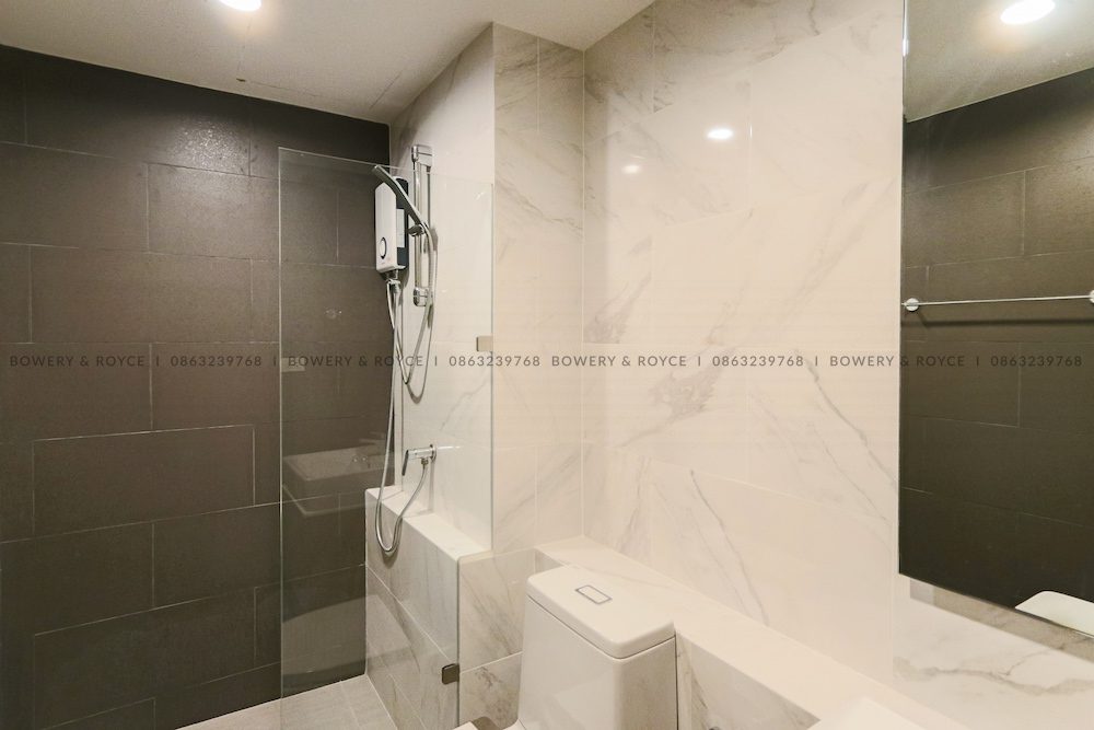 Spacious Three Bedroom Duplex with Private Garden for Rent in Phrom Phong