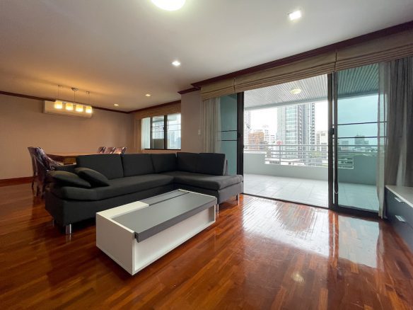 SPACE TO GROW Two Bedroom Condo for Rent in Phrom Phong