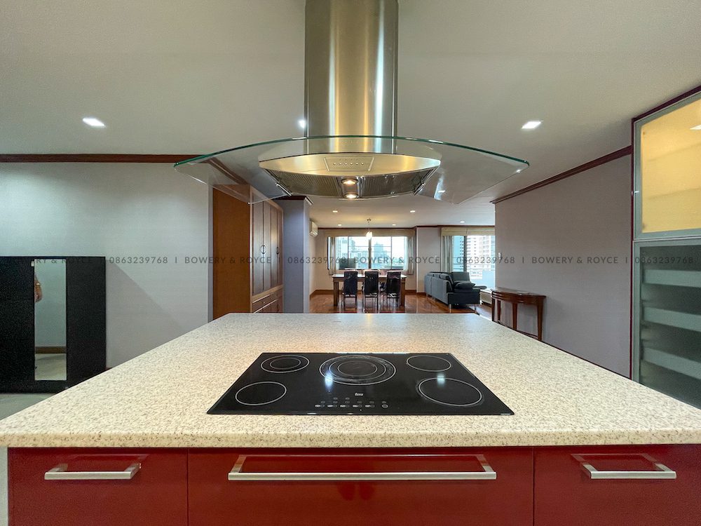 SPACE TO GROW Two Bedroom Condo for Rent in Phrom Phong