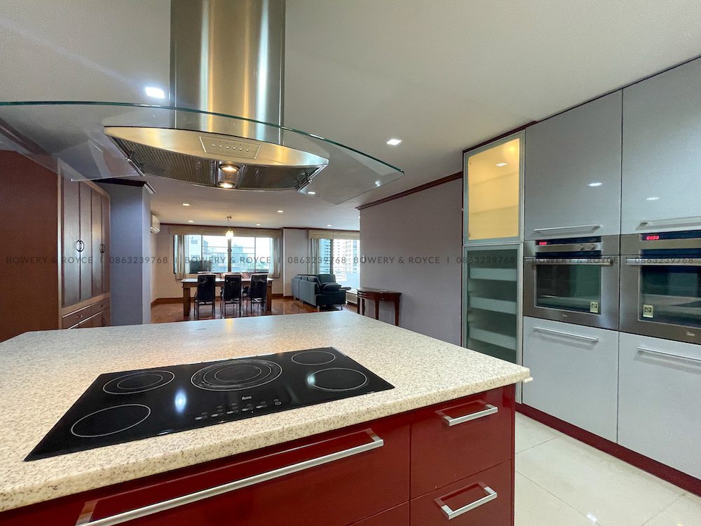 SPACE TO GROW Two Bedroom Condo for Rent in Phrom Phong