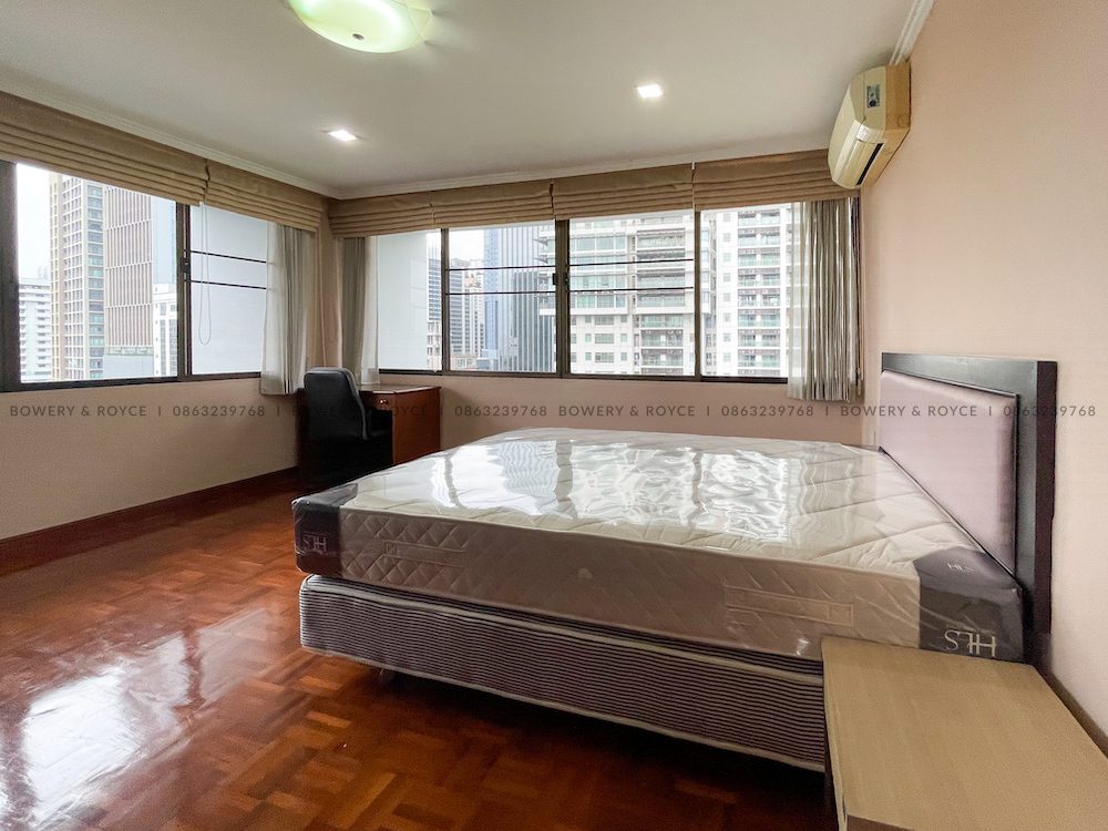 SPACE TO GROW Two Bedroom Condo for Rent in Phrom Phong