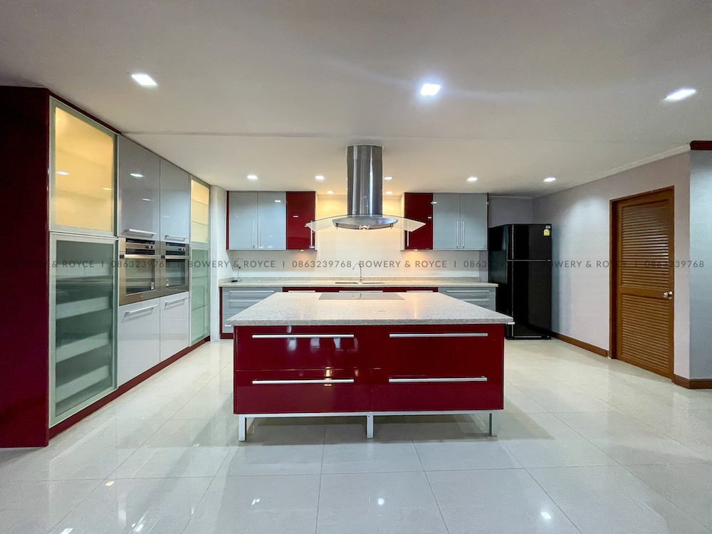 SPACE TO GROW Two Bedroom Condo for Rent in Phrom Phong