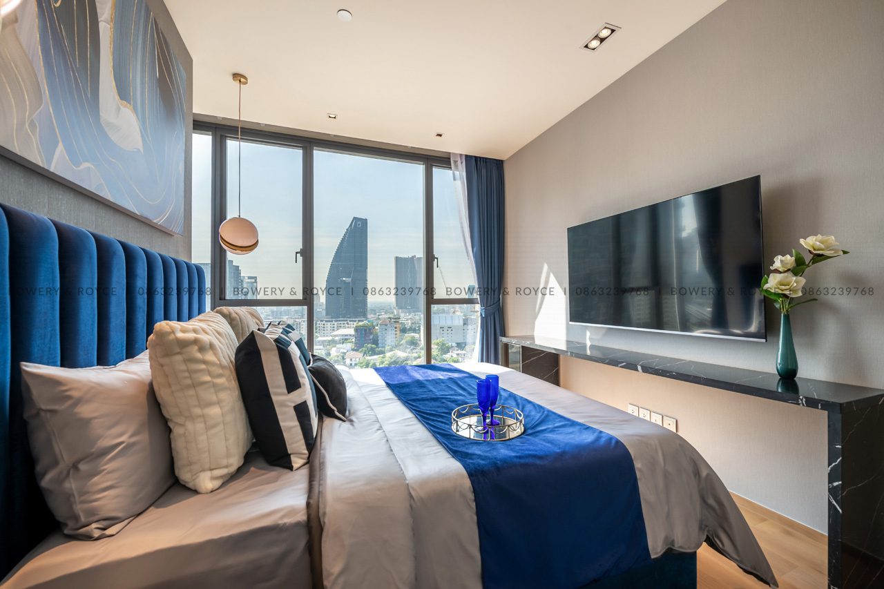 Modern One Bedroom Condo for Rent in Phrom Phong-1