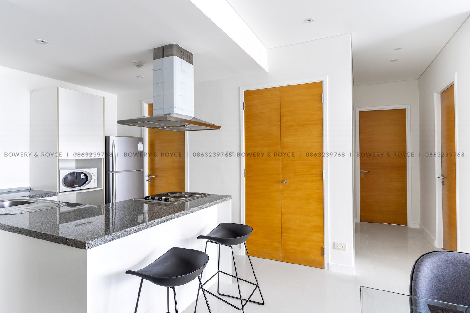 Nordic Decor Style Two Bedroom Condo for Rent in Ekkamai