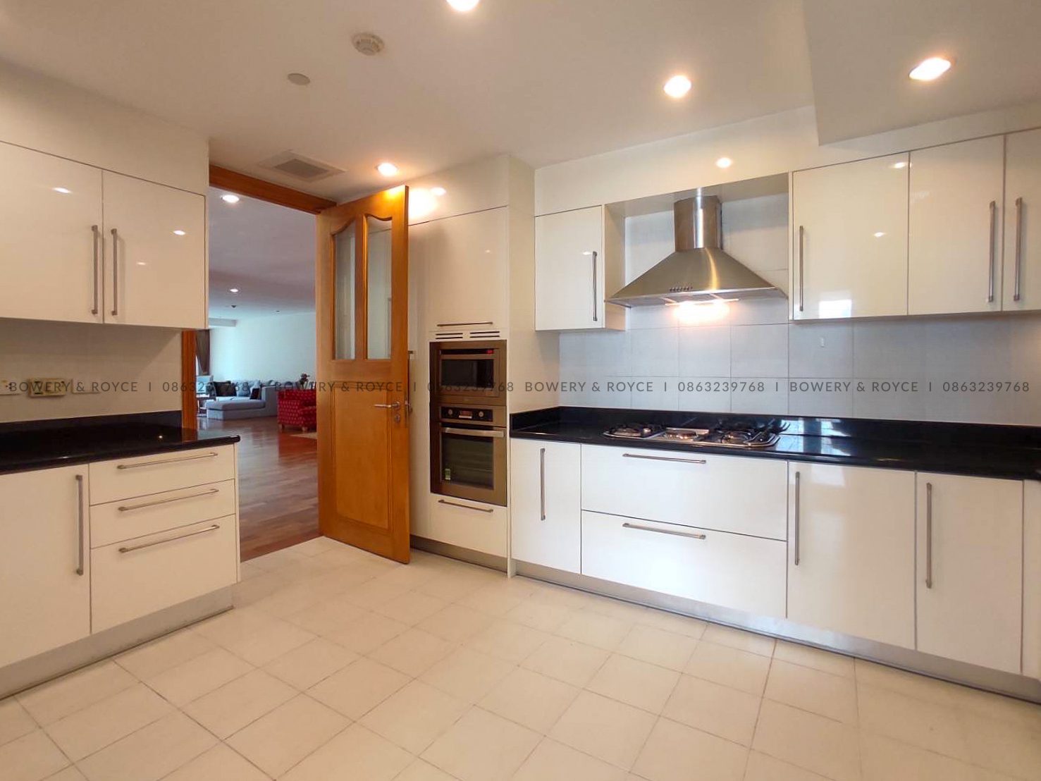 Spacious Three Bedroom Pet Friendly Apartment for Rent in Phrom Phong