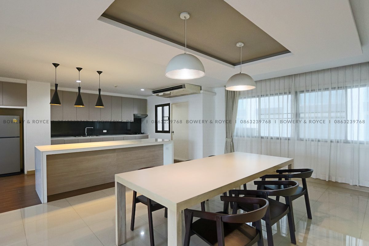 THONGLOR DELIGHT Three Bedroom Condo for Rent in Thong Lor