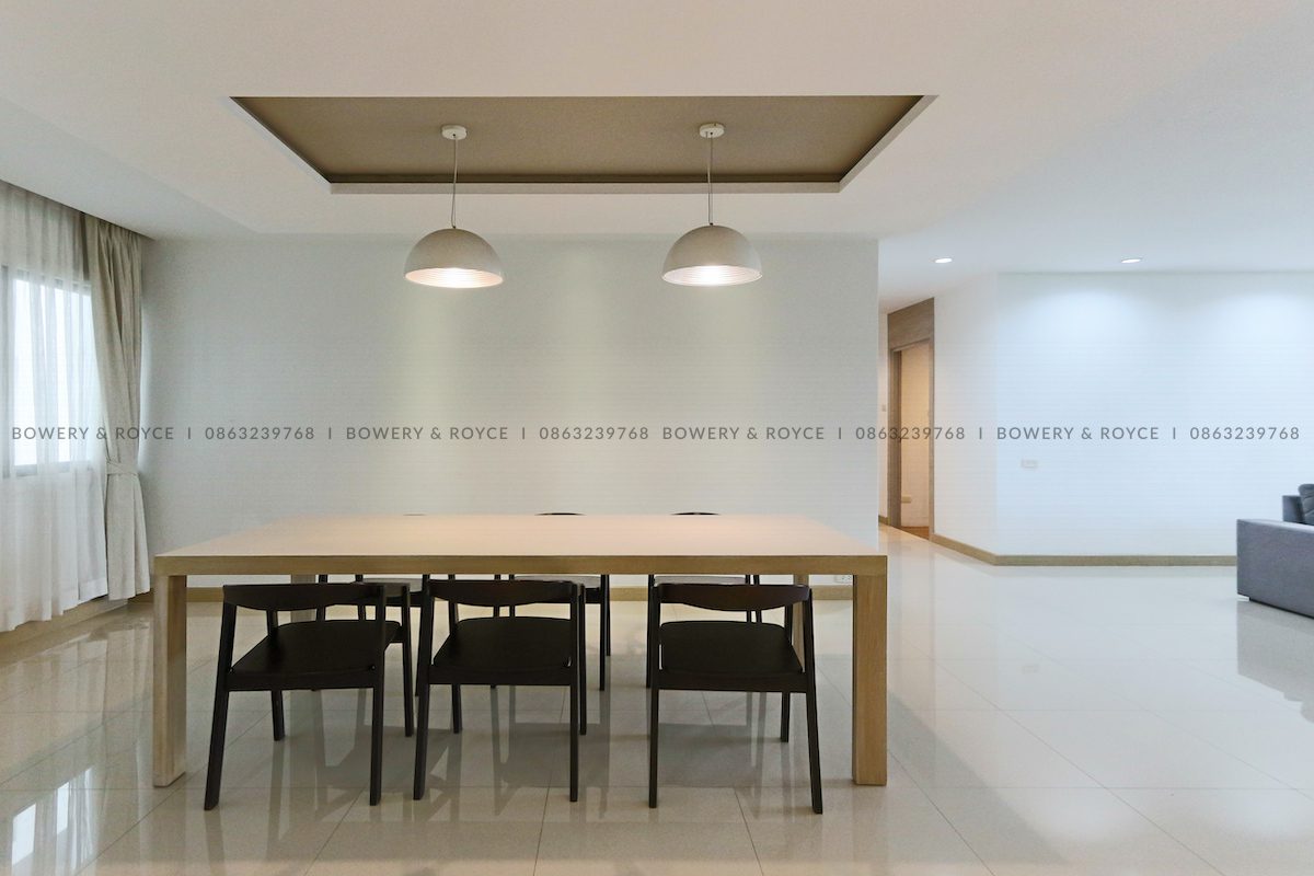 THONGLOR DELIGHT Three Bedroom Condo for Rent in Thong Lor