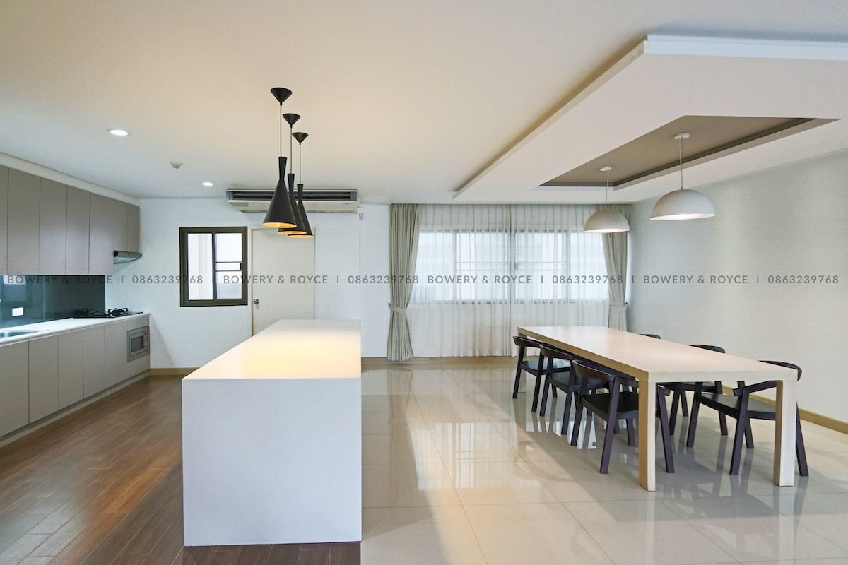 THONGLOR DELIGHT Three Bedroom Condo for Rent in Thong Lor