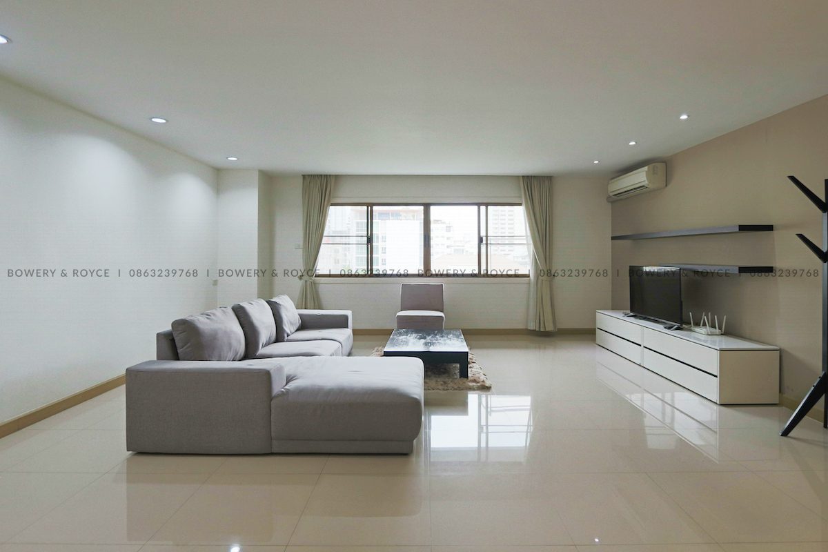 THONGLOR DELIGHT Three Bedroom Condo for Rent in Thong Lor