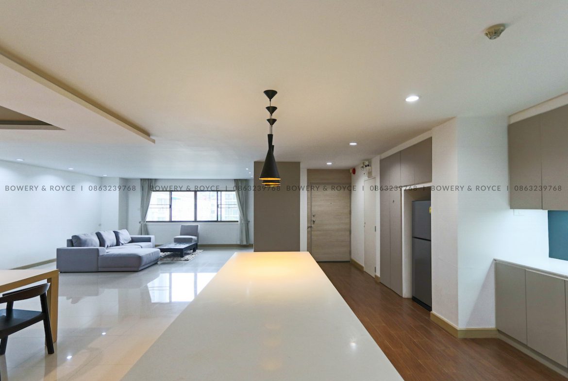THONGLOR DELIGHT Three Bedroom Condo for Rent in Thong Lor