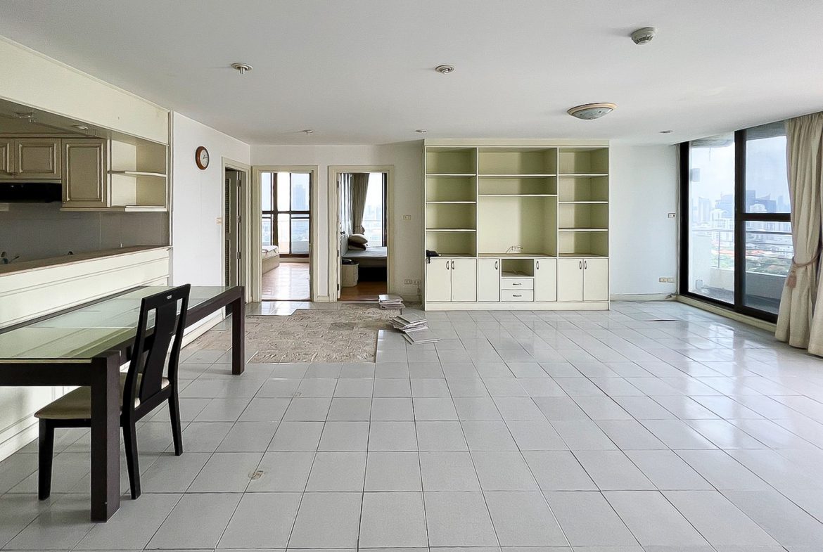Unpolished Gem Two Bedroom Condo for Sale in Phrom Phong