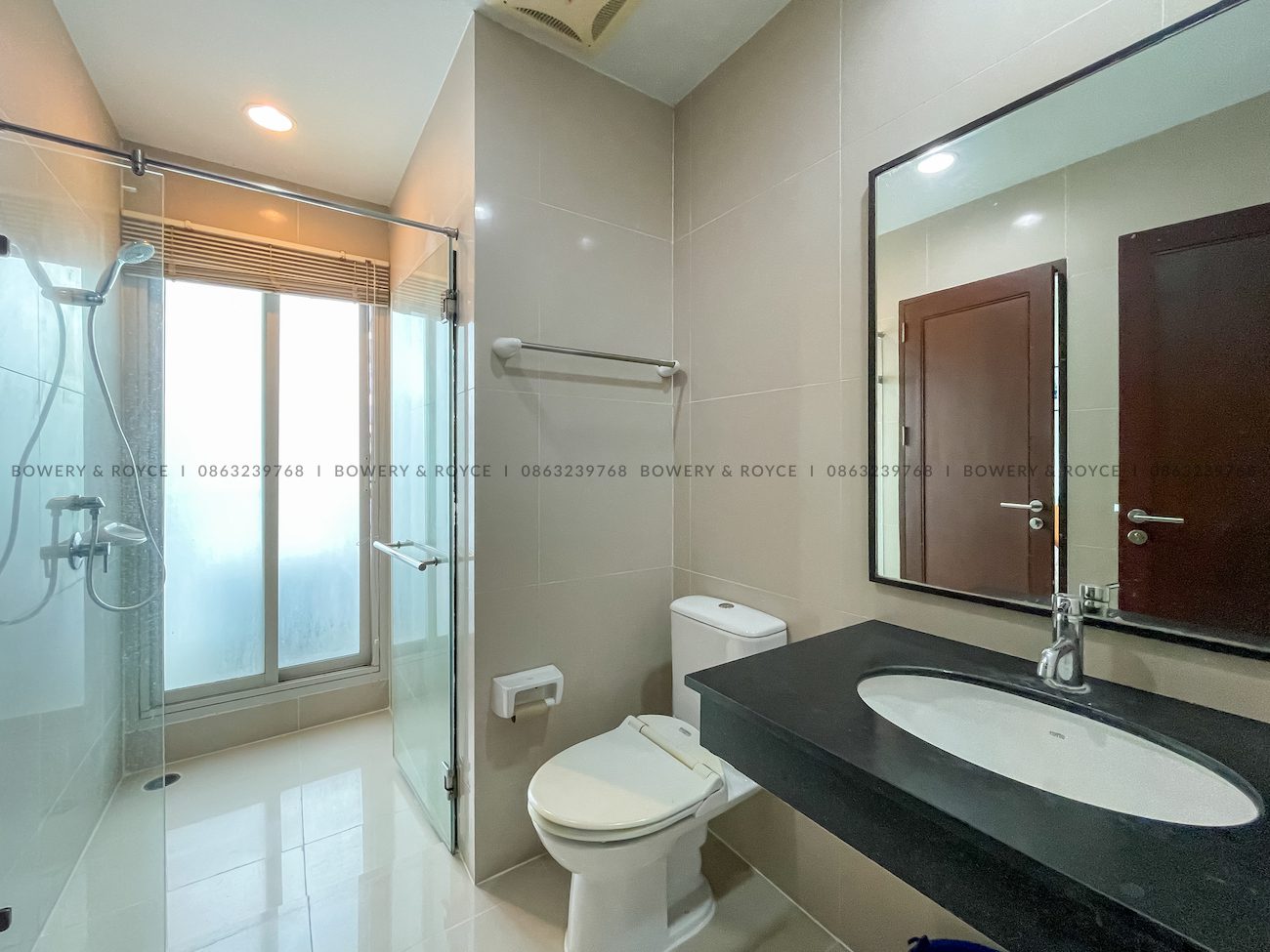 Large Two Bedroom Condo for Rent in Noble Ora Thong Lor