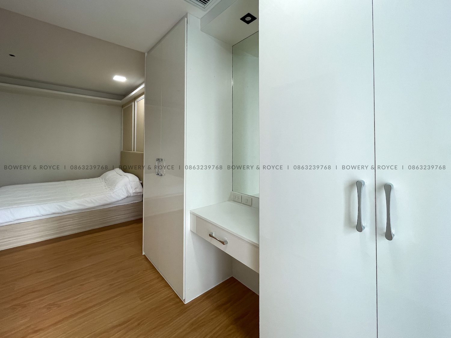 Beautiful Renovated Two Bedroom Condo for Rent in Thong Lor-1