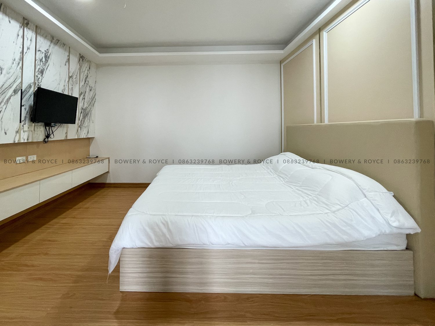 Beautiful Renovated Two Bedroom Condo for Rent in Thong Lor-1