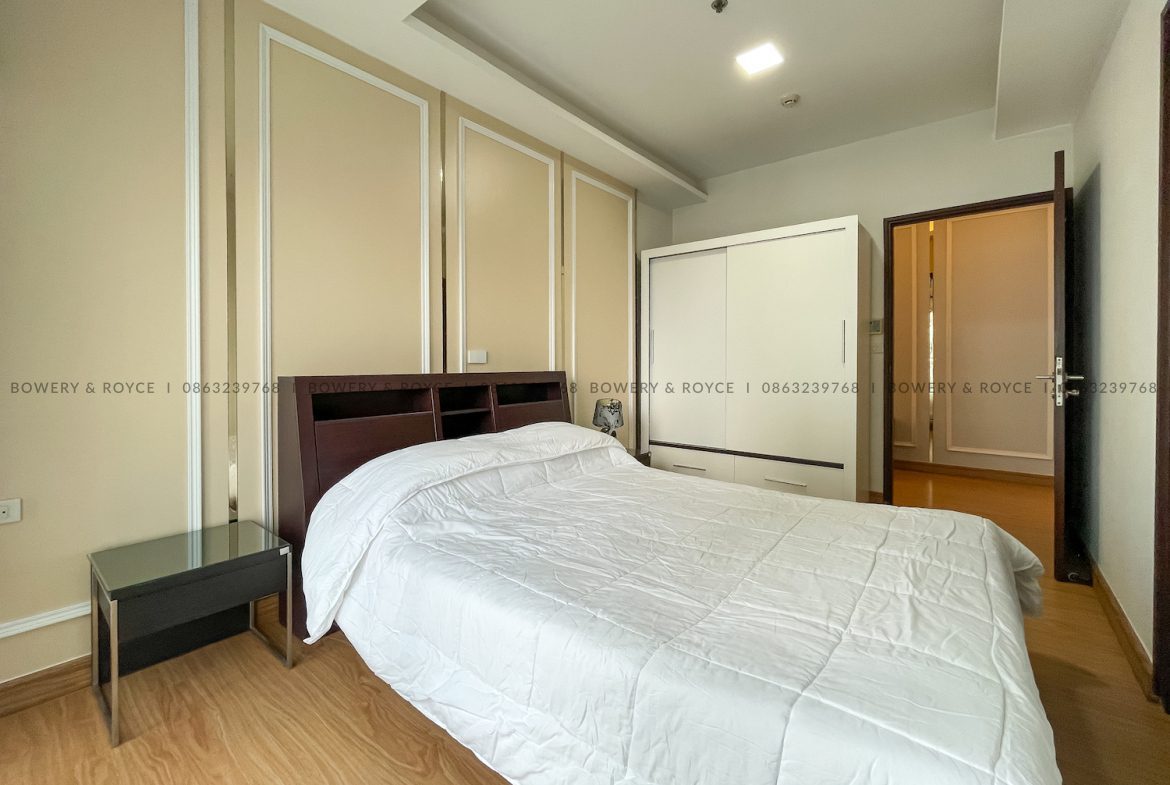 Beautiful Renovated Two Bedroom Condo for Rent in Thong Lor-1