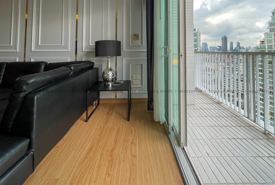 Beautiful Renovated Two Bedroom Condo for Rent in Thong Lor-1