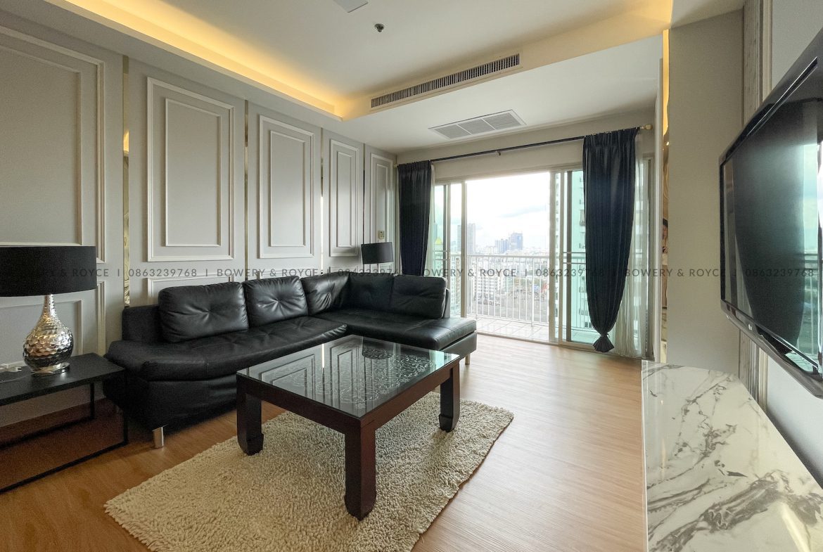 Beautiful Renovated Two Bedroom Condo for Rent in Thong Lor-1